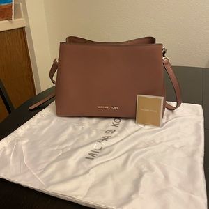 Michael Kors Muave pink purse